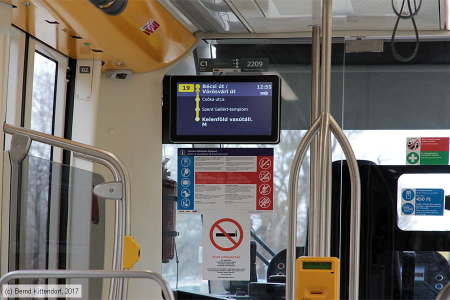 Budapest - Straßenbahn - 2209 - Innenansicht
/ Bild: budapest2209_bk1703010142.jpg Budapest - Straßenbahn - 2209 - Innenansicht
/ Bild: budapest2209_bk1703010142.jpg