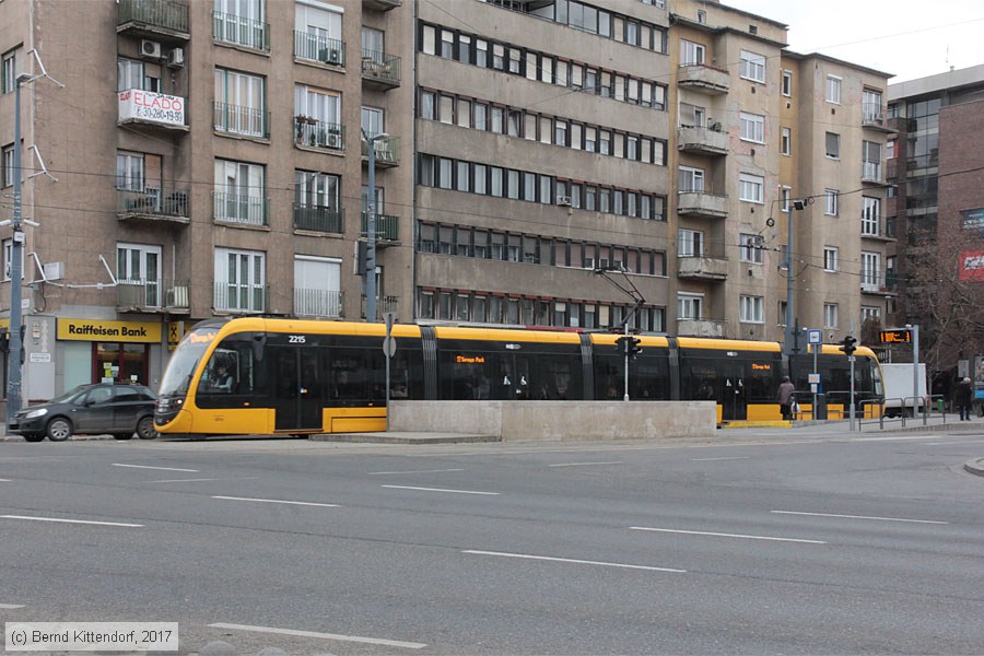 Budapest - Stra&szlig;enbahn - 2215
/ Bild: budapest2215_bk1702270221.jpg