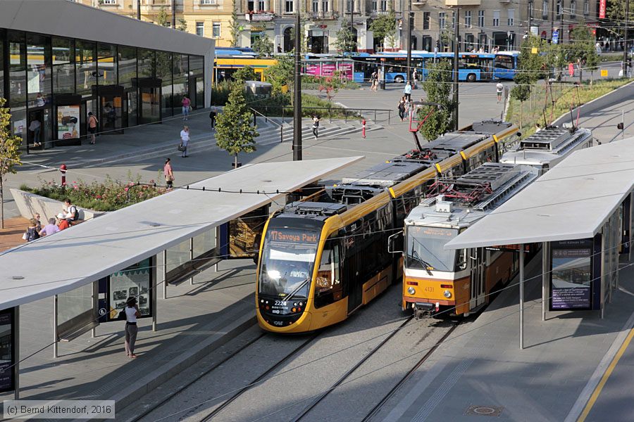 Budapest - Straßenbahn - 2224
/ Bild: budapest2224_bk1608310511.jpg