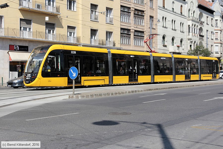 Budapest - Stra&szlig;enbahn - 2228
/ Bild: budapest2228_bk1608310346.jpg