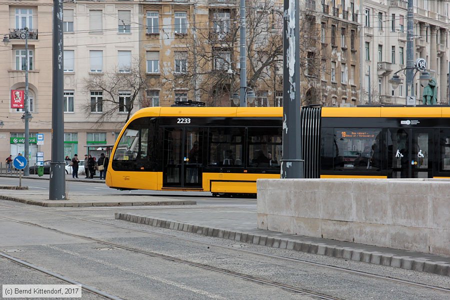 Budapest - Straßenbahn - 2233
/ Bild: budapest2233_bk1703010101.jpg