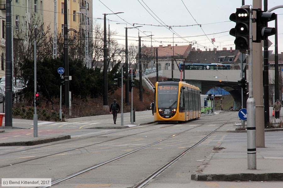 Budapest - Straßenbahn - 2234
/ Bild: budapest2234_bk1702260051.jpg Budapest - Straßenbahn - 2234
/ Bild: budapest2234_bk1702260051.jpg