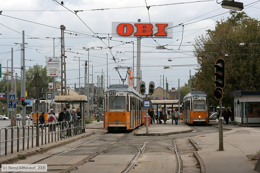 Budapest - Straßenbahn - Anlagen
/ Bild: budapestanlagen_bk0809200152.jpg Budapest - Straßenbahn - Anlagen
/ Bild: budapestanlagen_bk0809200152.jpg