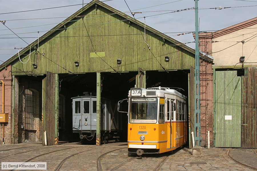 Budapest - Straßenbahn - Anlagen
/ Bild: budapestanlagen_bk0809200330.jpg Budapest - Straßenbahn - Anlagen
/ Bild: budapestanlagen_bk0809200330.jpg