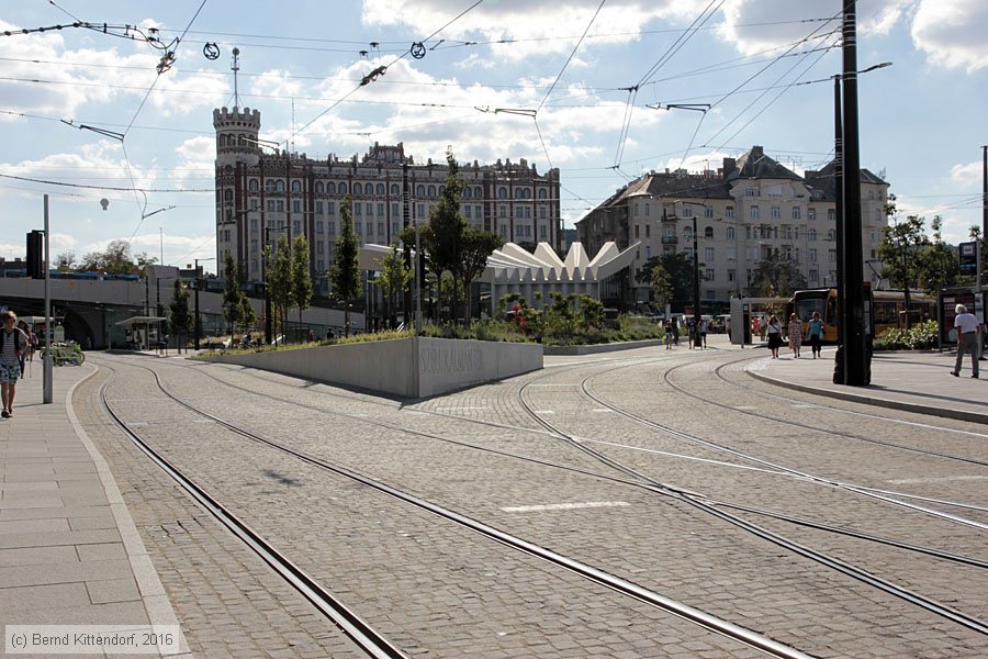 Budapest - Straßenbahn - Anlagen
/ Bild: budapestanlagen_bk1608310462.jpg Budapest - Straßenbahn - Anlagen
/ Bild: budapestanlagen_bk1608310462.jpg