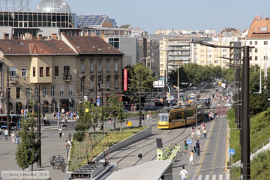 Budapest - Straßenbahn - Anlagen
/ Bild: budapestanlagen_bk1608310502.jpg Budapest - Straßenbahn - Anlagen
/ Bild: budapestanlagen_bk1608310502.jpg