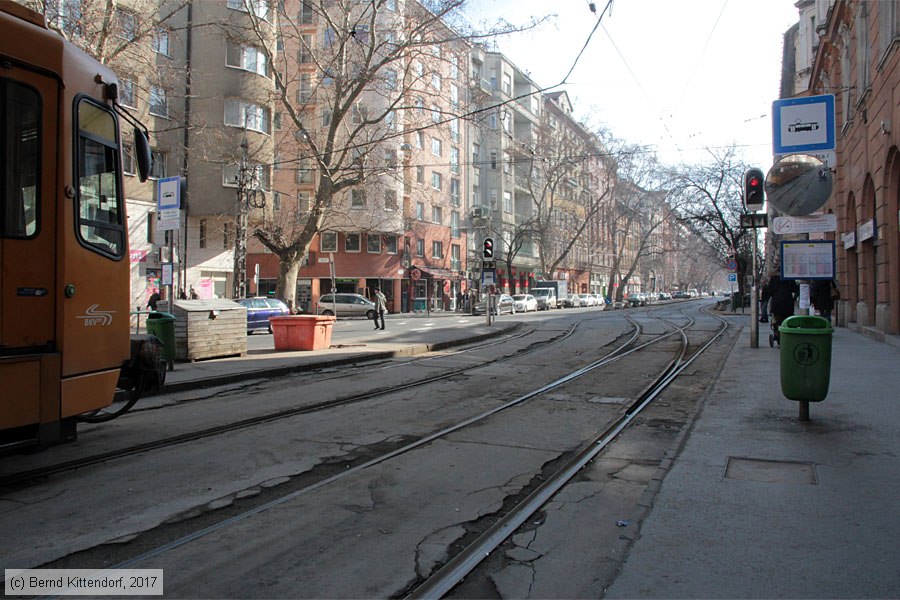 Budapest - Straßenbahn - Anlagen
/ Bild: budapestanlagen_bk1702270027.jpg Budapest - Straßenbahn - Anlagen
/ Bild: budapestanlagen_bk1702270027.jpg