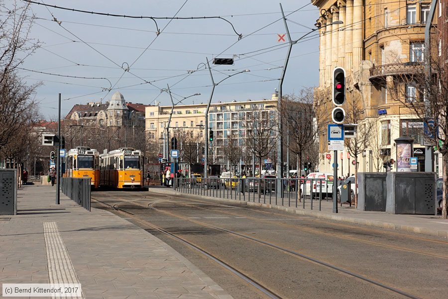 Budapest - Straßenbahn - Anlagen
/ Bild: budapestanlagen_bk1702280056.jpg Budapest - Straßenbahn - Anlagen
/ Bild: budapestanlagen_bk1702280056.jpg