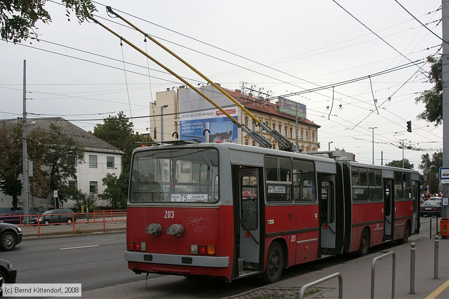 Budapest - Trolleybus - 203
/ Bild: budapest203_bk0809200386.jpg