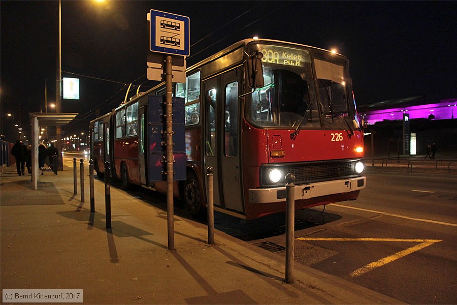Budapest - Trolleybus - 226
/ Bild: budapest226_bk1702270462.jpg