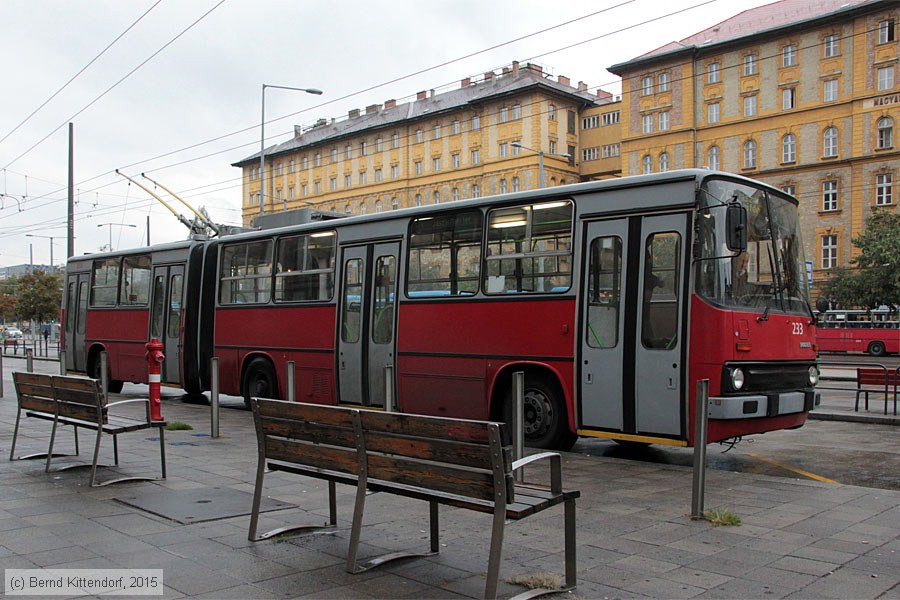 Budapest - Trolleybus - 233
/ Bild: budapest233_bk1510140132.jpg