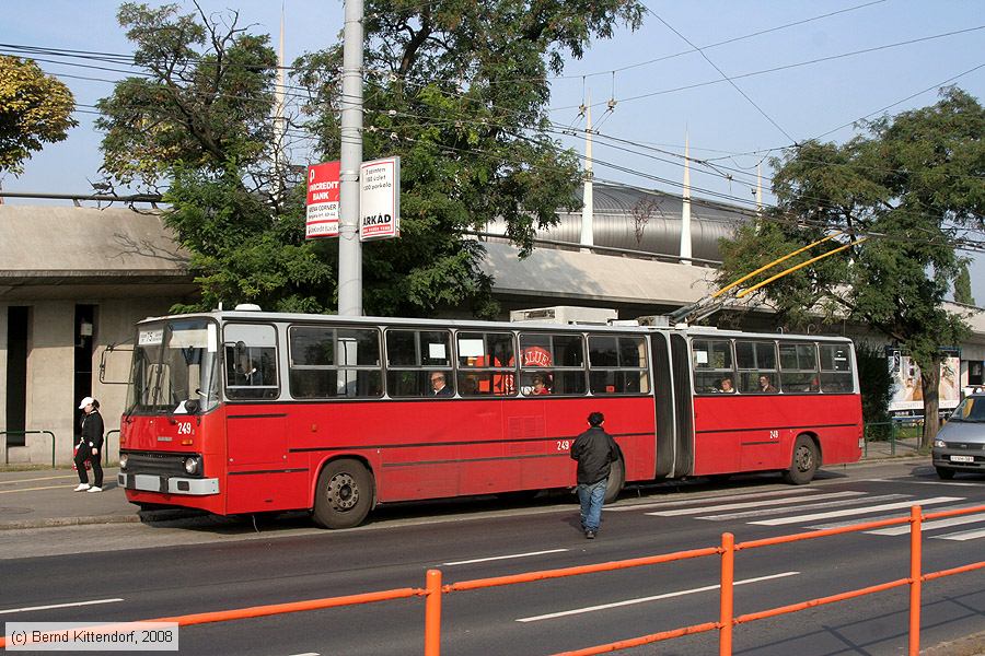 Budapest - Trolleybus - 249
/ Bild: budapest249_bk0809190034.jpg