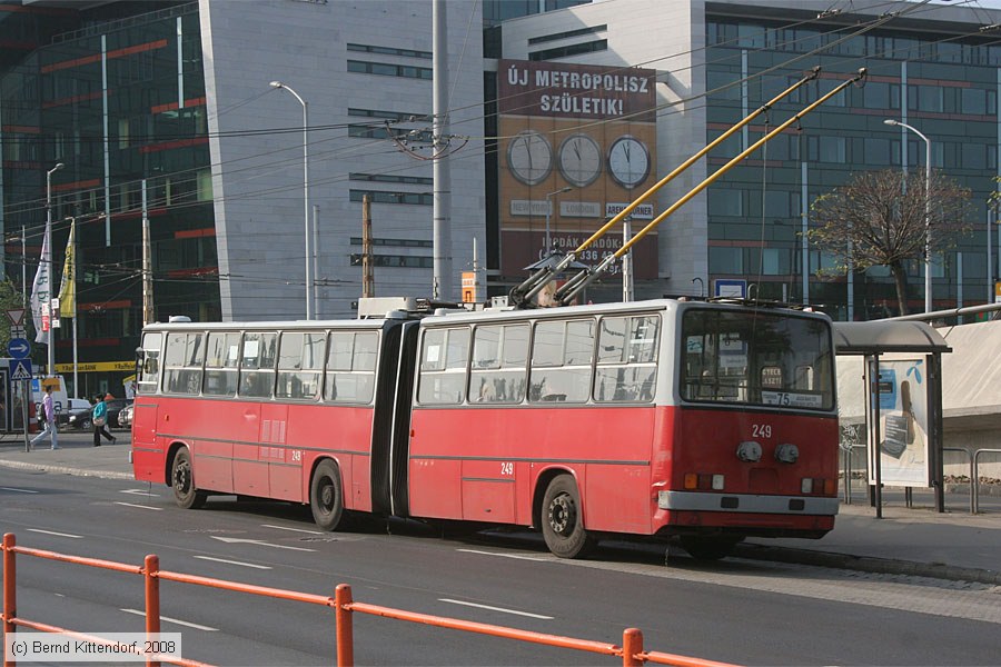 Budapest - Trolleybus - 249
/ Bild: budapest249_bk0809190035.jpg