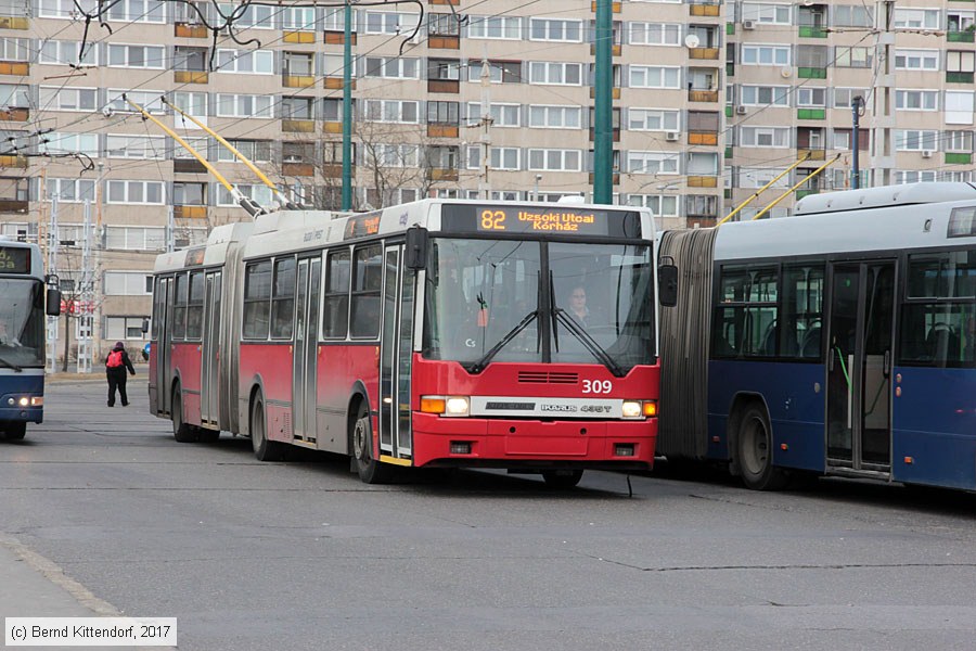 Budapest - Trolleybus - 309
/ Bild: budapest309_bk1702280253.jpg