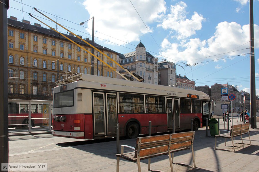 Budapest - Trolleybus - 700
/ Bild: budapest700_bk1702250111.jpg