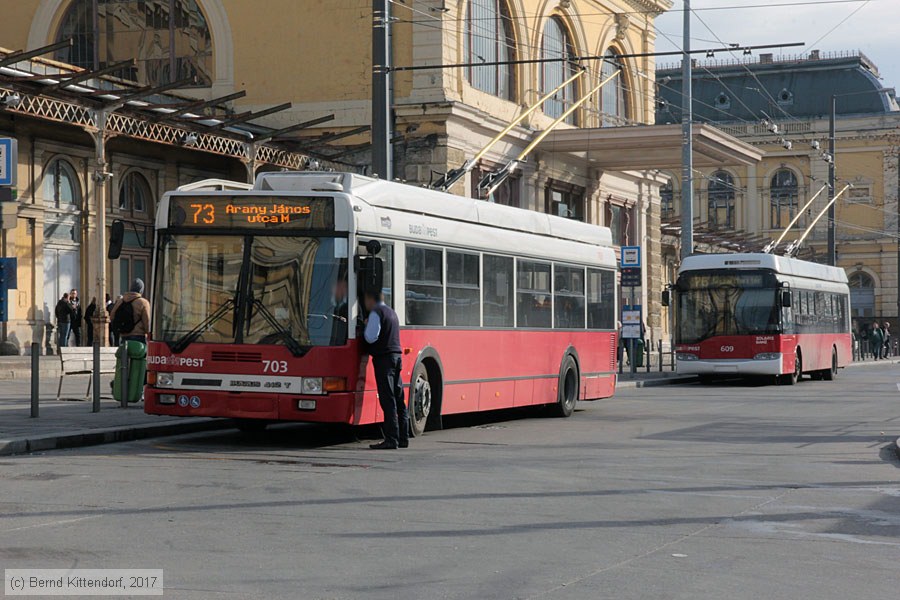 Budapest - Trolleybus - 703
/ Bild: budapest703_bk1703020014.jpg