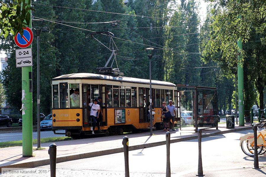 Tram Milano - 1749
/ Bild: milano1749_bk1808050220.jpg