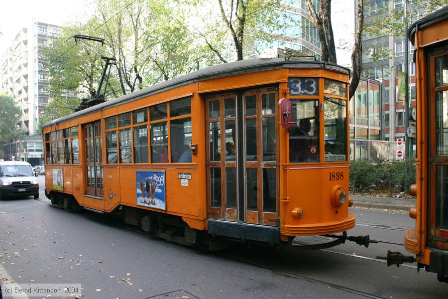 Tram Milano - 1898
/ Bild: milano1898_e0011125.jpg