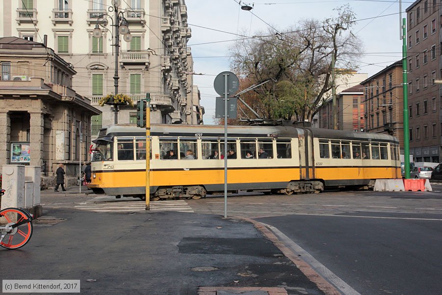 Tram Milano - 4727
/ Bild: milano4727_bk1712120122.jpg