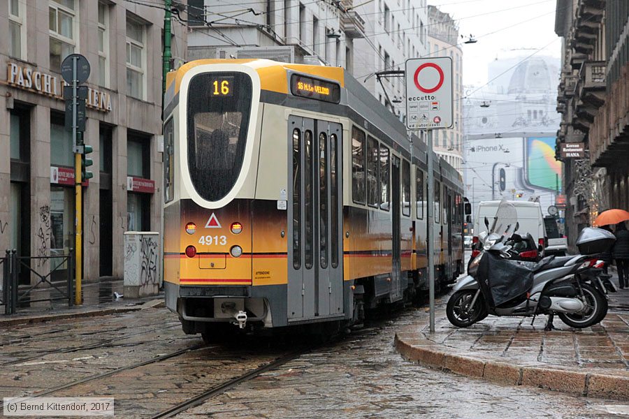 Tram Milano - 4913
/ Bild: milano4913_bk1712110156.jpg