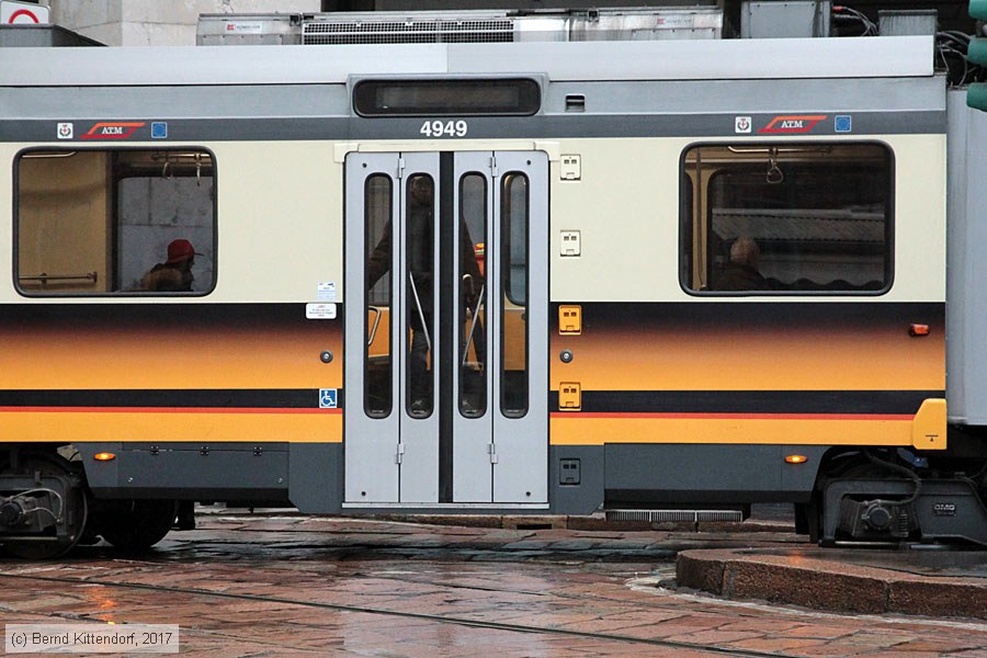 Tram Milano - 4949
/ Bild: milano4949_bk1712110272.jpg