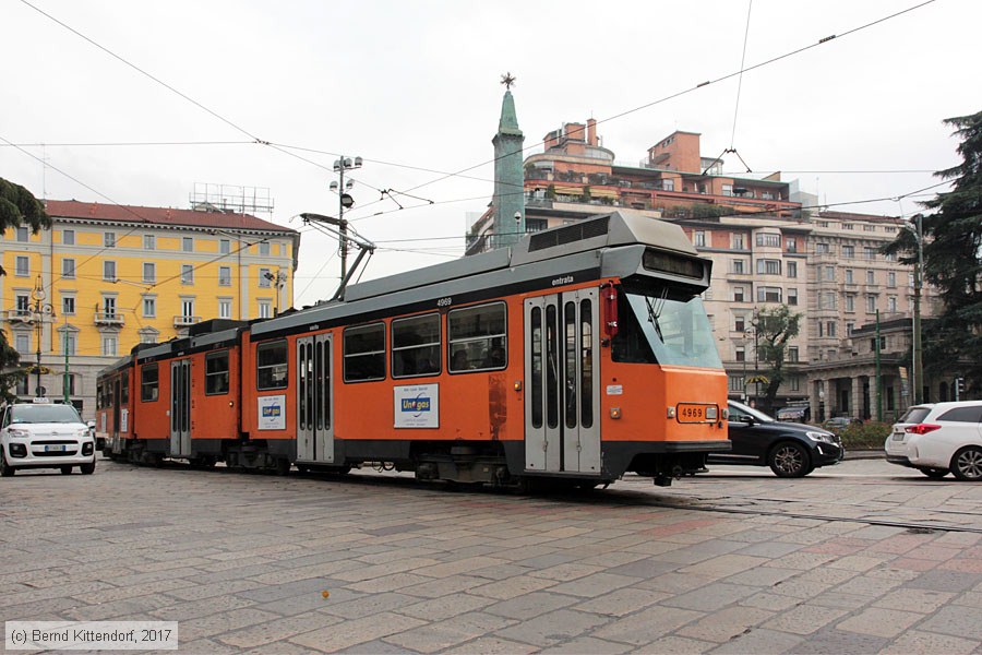 Tram Milano - 4969
/ Bild: milano4969_bk1712120161.jpg