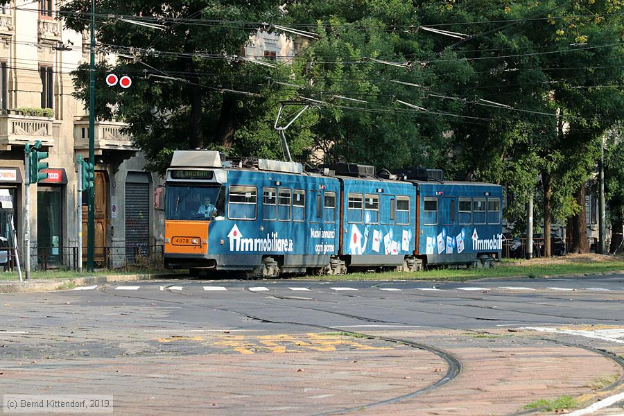 Tram Milano - 4978
/ Bild: milano4978_bk1908260245.jpg Tram Milano - 4978
/ Bild: milano4978_bk1908260245.jpg