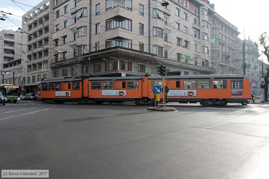 Tram Milano - 4988
/ Bild: milano4988_bk1712120094.jpg