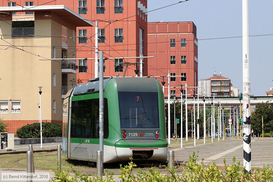 Tram Milano - 7129
/ Bild: milano7129_bk1808060107.jpg
