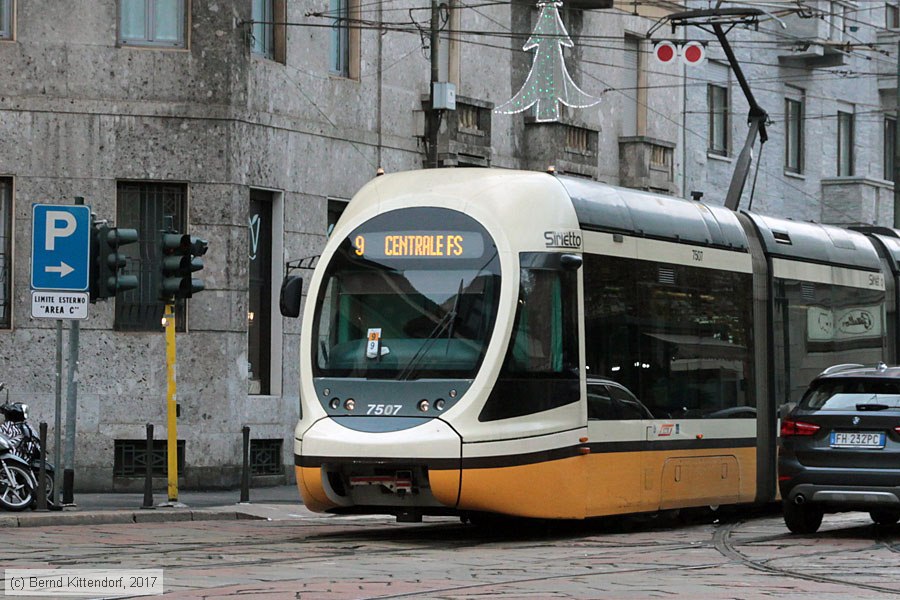 Tram Milano - 7507
/ Bild: milano7507_bk1712120357.jpg