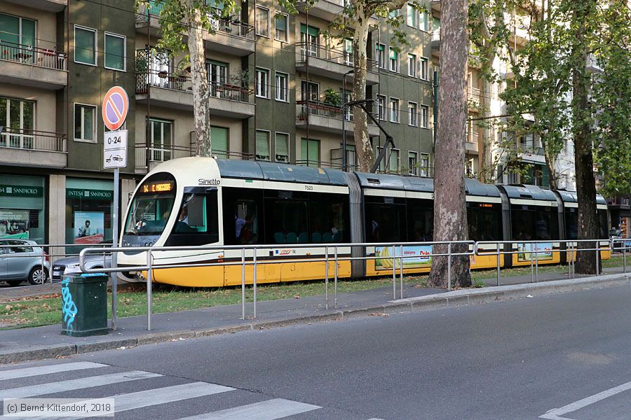 Tram Milano - 7523
/ Bild: milano7523_bk1808060308.jpg Tram Milano - 7523
/ Bild: milano7523_bk1808060308.jpg