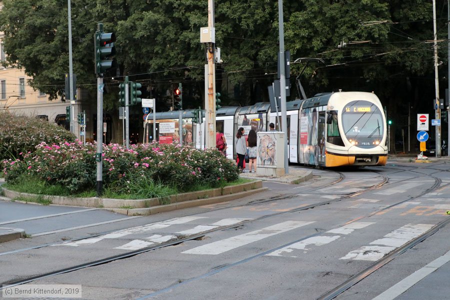 Tram Milano - 7525
/ Bild: milano7525_bk1908250310.jpg Tram Milano - 7525
/ Bild: milano7525_bk1908250310.jpg