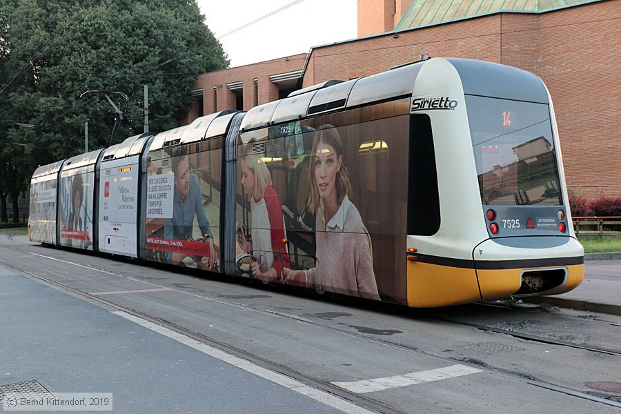 Tram Milano - 7525
/ Bild: milano7525_bk1908250311.jpg Tram Milano - 7525
/ Bild: milano7525_bk1908250311.jpg