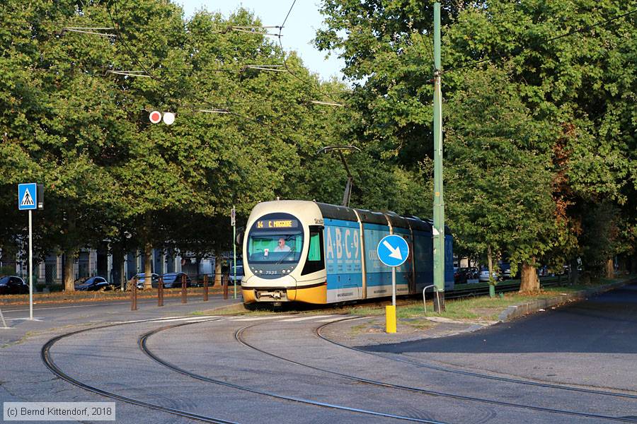Tram Milano - 7535
/ Bild: milano7535_bk1808050274.jpg