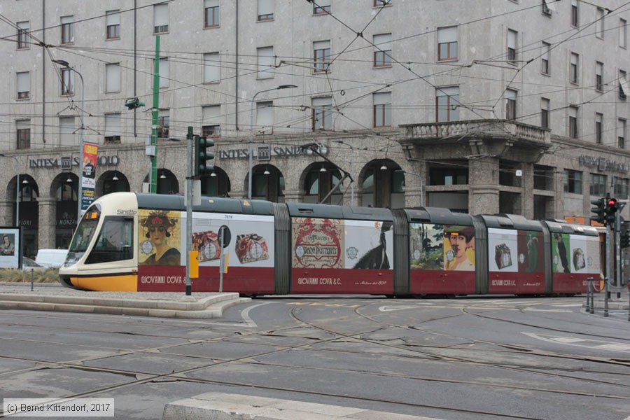 Tram Milano - 7614
/ Bild: milano7614_bk1712120243.jpg
