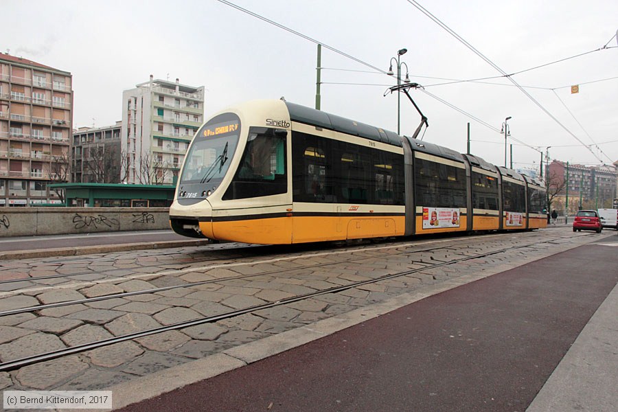 Tram Milano - 7615
/ Bild: milano7615_bk1712120313.jpg