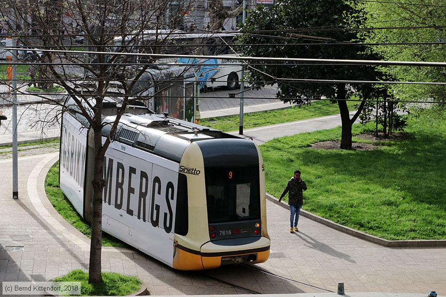 Tram Milano - 7616
/ Bild: milano7616_bk1804110023.jpg
