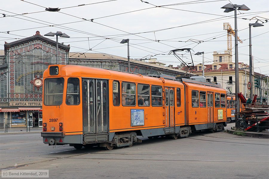 Straßenbahn Torino - 2897
/ Bild: torino2897_bk1908280321.jpg
