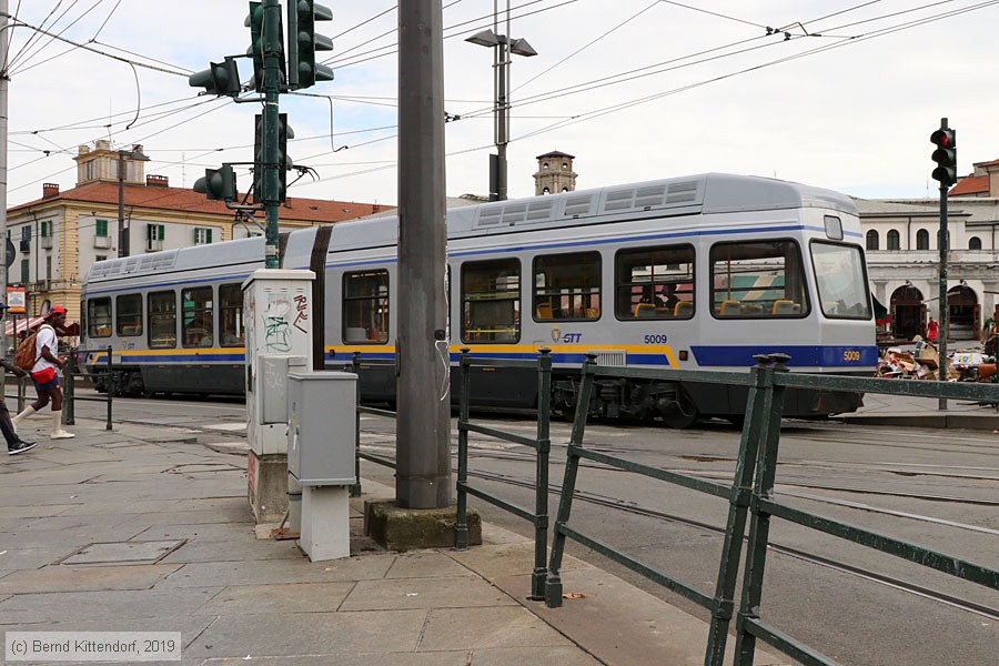 Straßenbahn Torino - 5009
/ Bild: torino5009_bk1908280256.jpg