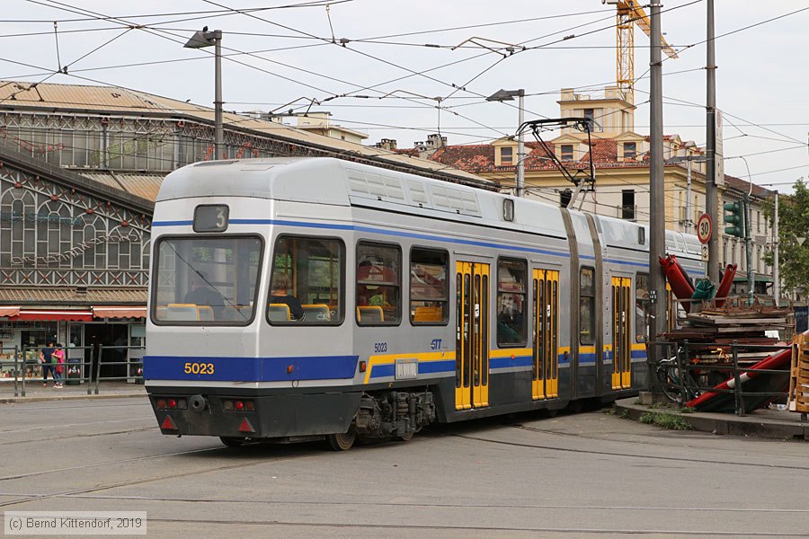 Straßenbahn Torino - 5023
/ Bild: torino5023_bk1908280299.jpg