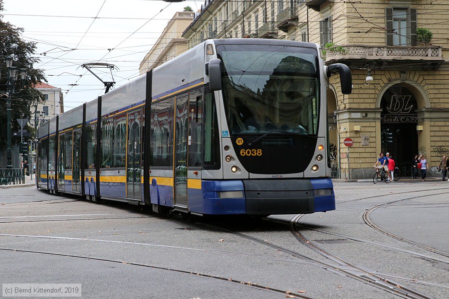 Stra&szlig;enbahn Torino - 6038
/ Bild: torino6038_bk1908280181.jpg
