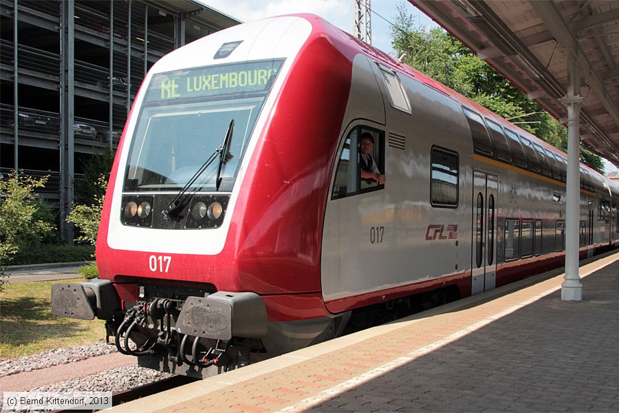 CFL - 50828670017-6
/ Bild: cfl508286700176_bk1307170053.jpg