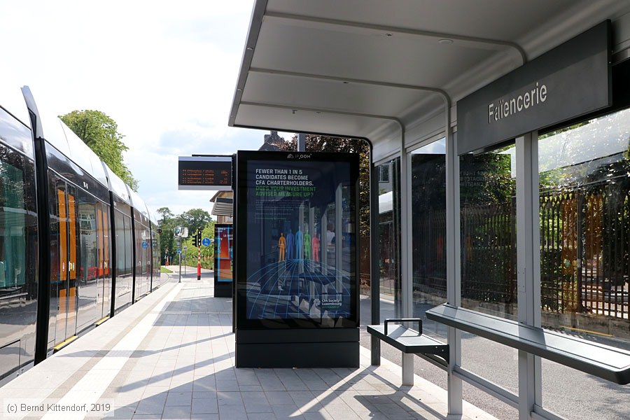 Straßenbahn Luxemburg - Anlagen
/ Bild: luxemburganlagen_bk1907310339.jpg Straßenbahn Luxemburg - Anlagen
/ Bild: luxemburganlagen_bk1907310339.jpg