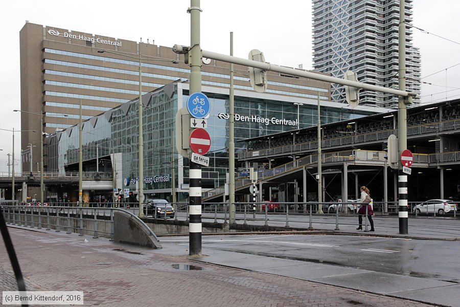 Den Haag Centraal
/ Bild: bfdenhaagcs_bk1611030023.jpg Den Haag Centraal
/ Bild: bfdenhaagcs_bk1611030023.jpg