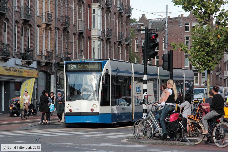 Straßenbahn Amsterdam - 2045
/ Bild: amsterdam2045_bk1309030614.jpg Straßenbahn Amsterdam - 2045
/ Bild: amsterdam2045_bk1309030614.jpg