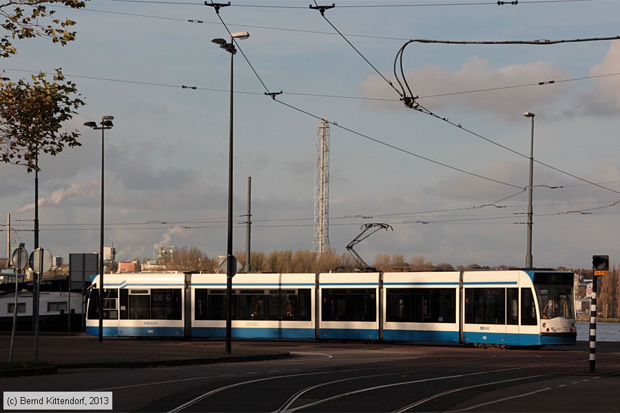 Straßenbahn Amsterdam - 2121
/ Bild: amsterdam2121_bk1311130179.jpg Straßenbahn Amsterdam - 2121
/ Bild: amsterdam2121_bk1311130179.jpg