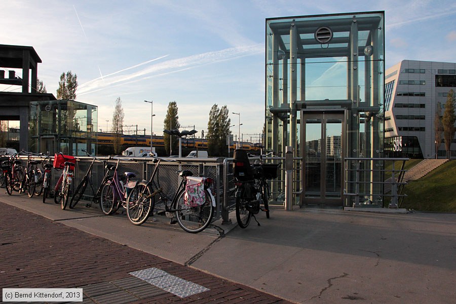 Straßenbahn Amsterdam - Anlagen
/ Bild: amsterdamanlagen_bk1311130218.jpg