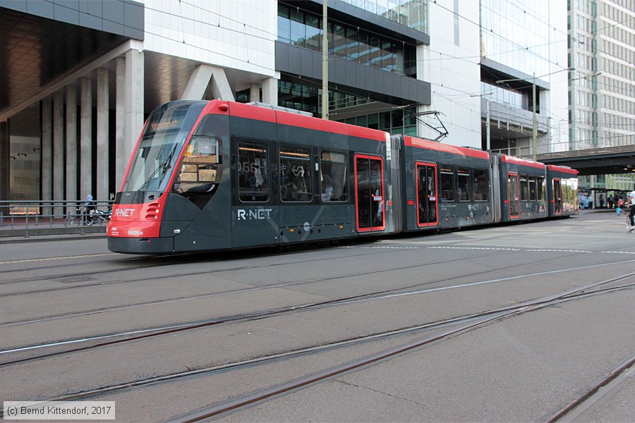 Stra&szlig;enbahn Den Haag - 5005
/ Bild: denhaag5005_bk1706210331.jpg