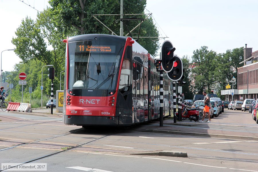 Straßenbahn Den Haag - 5013
/ Bild: denhaag5013_bk1706210303.jpg Straßenbahn Den Haag - 5013
/ Bild: denhaag5013_bk1706210303.jpg