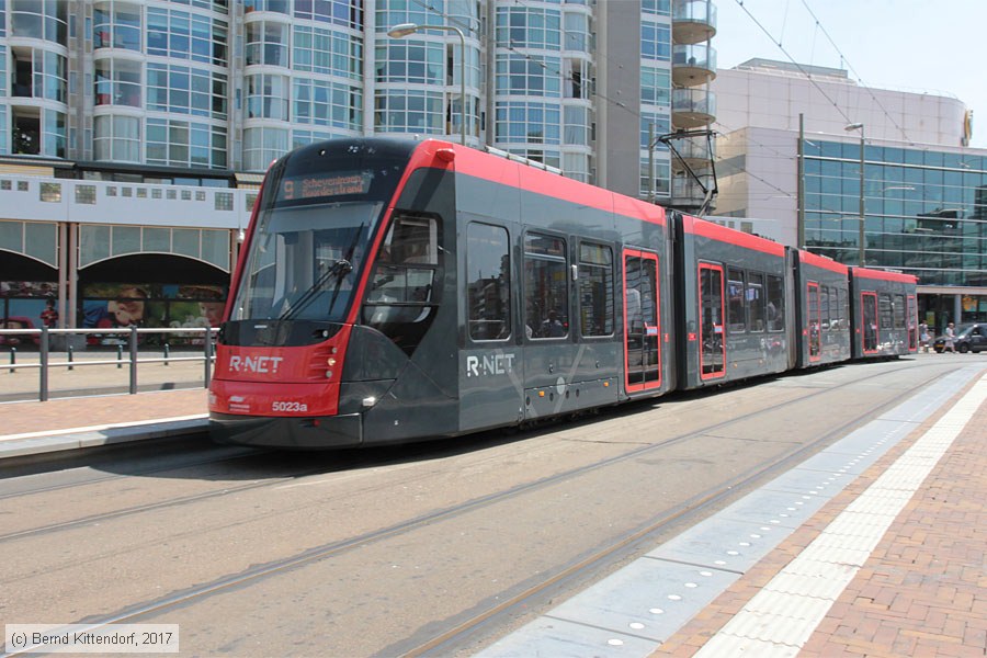Straßenbahn Den Haag - 5023
/ Bild: denhaag5023_bk1706210206.jpg Straßenbahn Den Haag - 5023
/ Bild: denhaag5023_bk1706210206.jpg